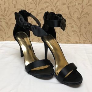 Thalia Black Heels